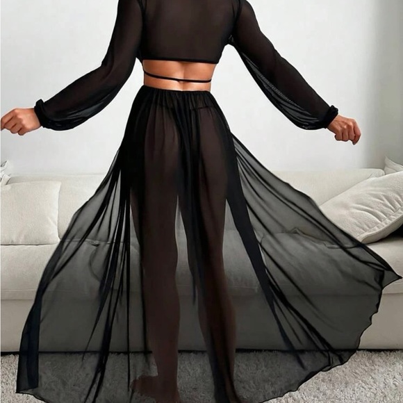 Black Mesh Beach Cover Up - Picture 3 of 3